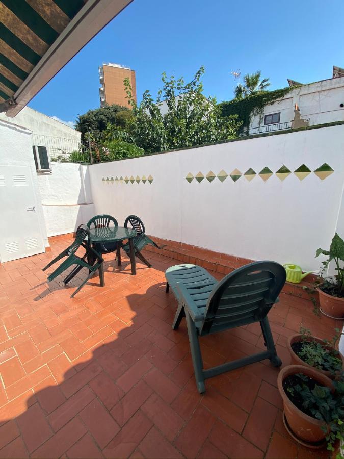 Apartamentos Mitus กาเนด เด มาร์ ภายนอก รูปภาพ