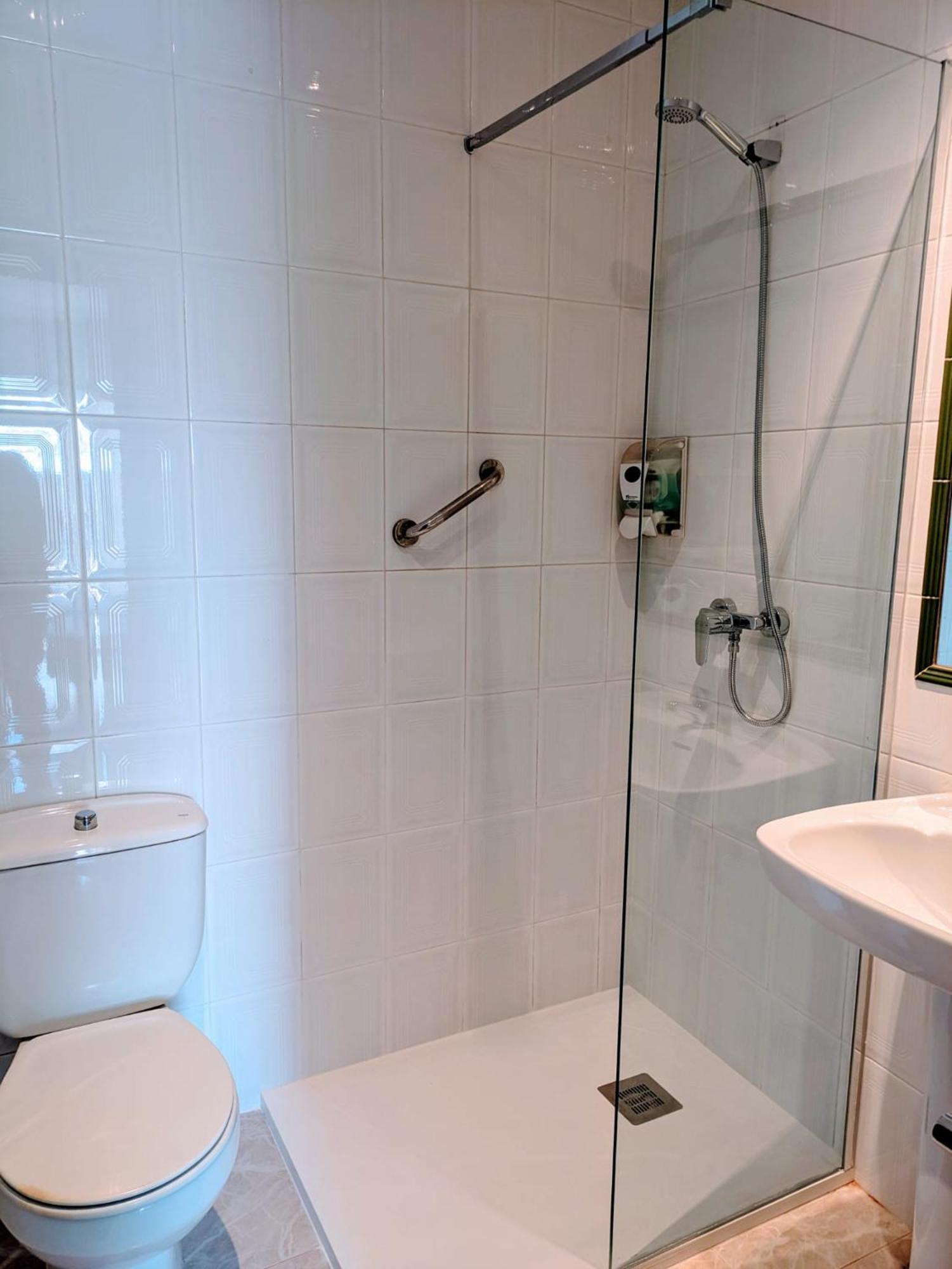 Apartamentos Mitus กาเนด เด มาร์ ภายนอก รูปภาพ